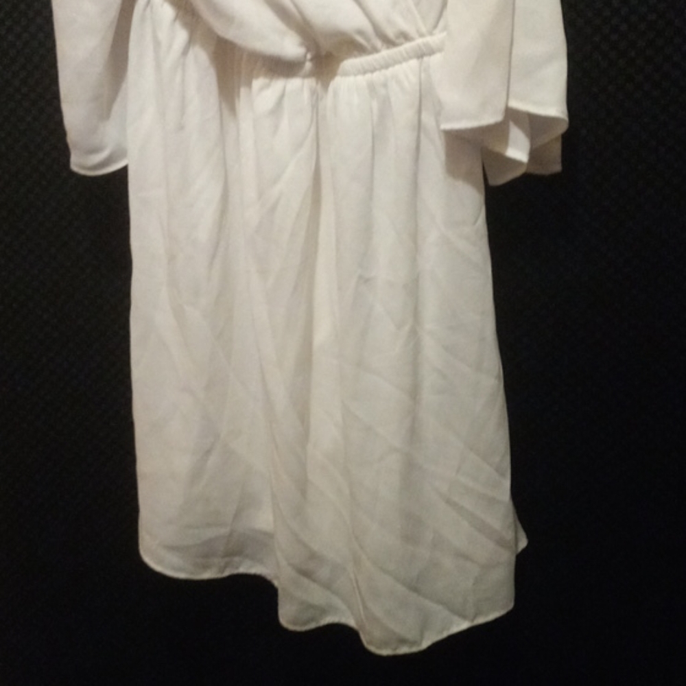 Dress - Picture 6 of 6